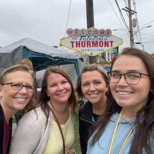 Meet your Posher, Crystal